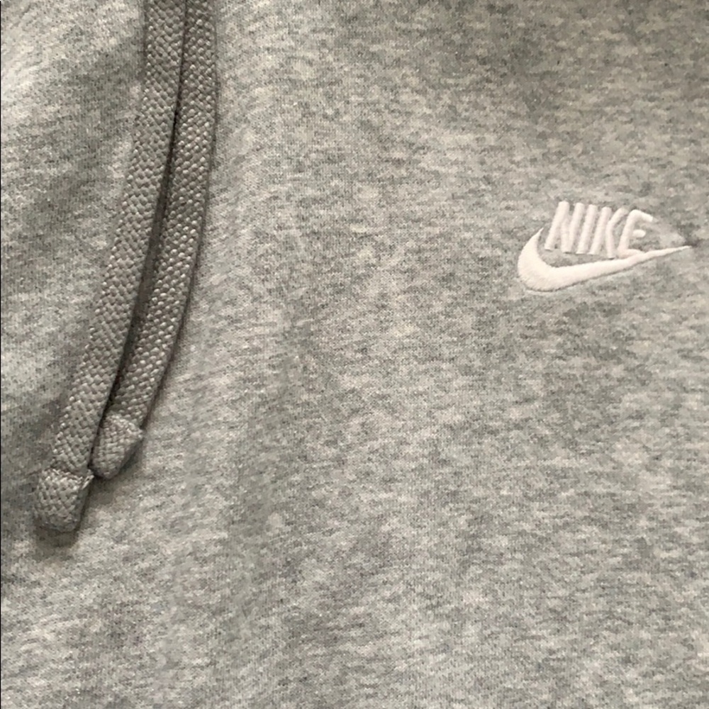 Gray Nike Sweatshirt